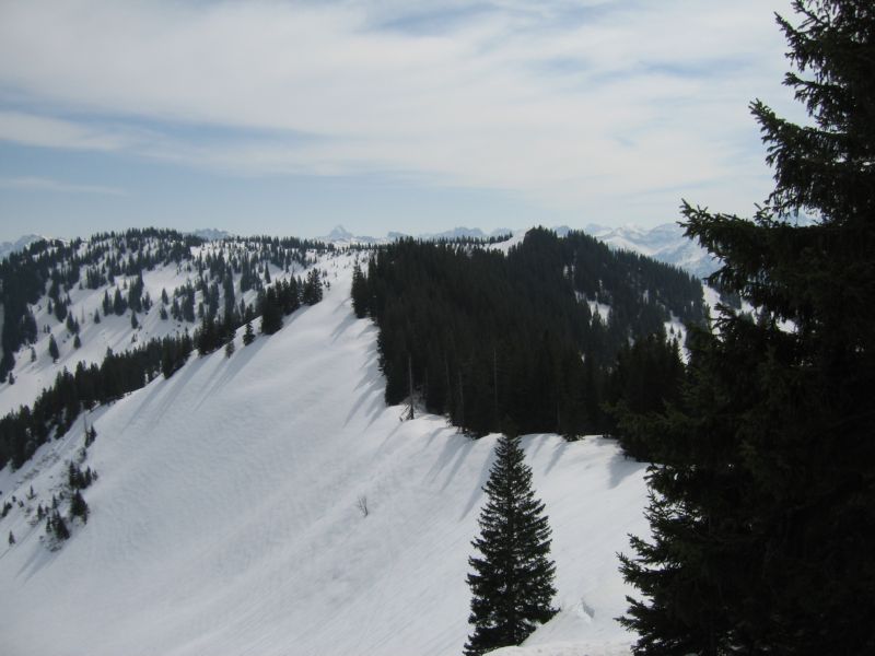 2009-04-12 Allgaeu (24) Traverse to Wannen